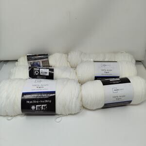 Lot of 6 Mainstays Acrylic Yarn, 7 oz White 397 Yds New